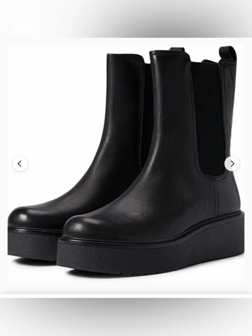 Like New Vince. Brinton Water Resistant Leather Platform Chelsea Boot Size 8.5